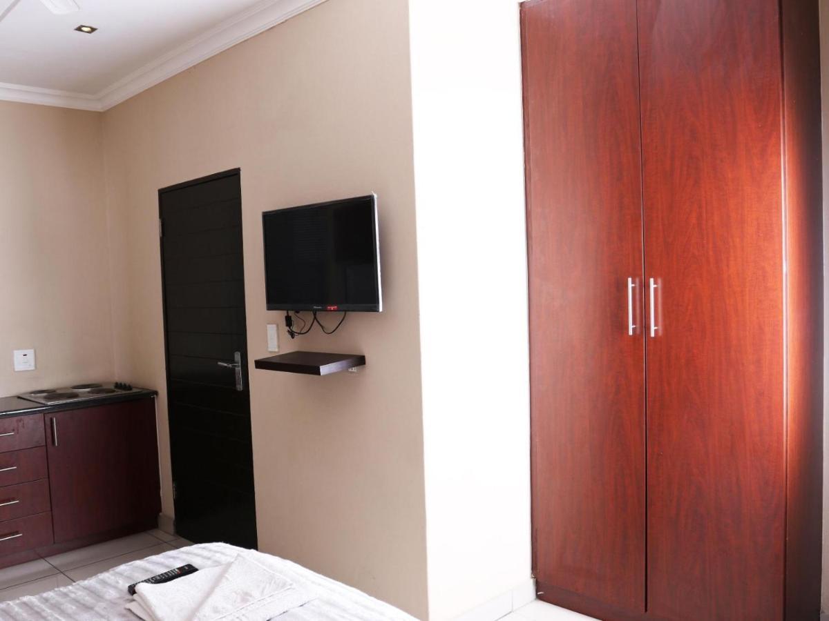 רודפורט Eagle Nest Luxury Accommodation מראה חיצוני תמונה