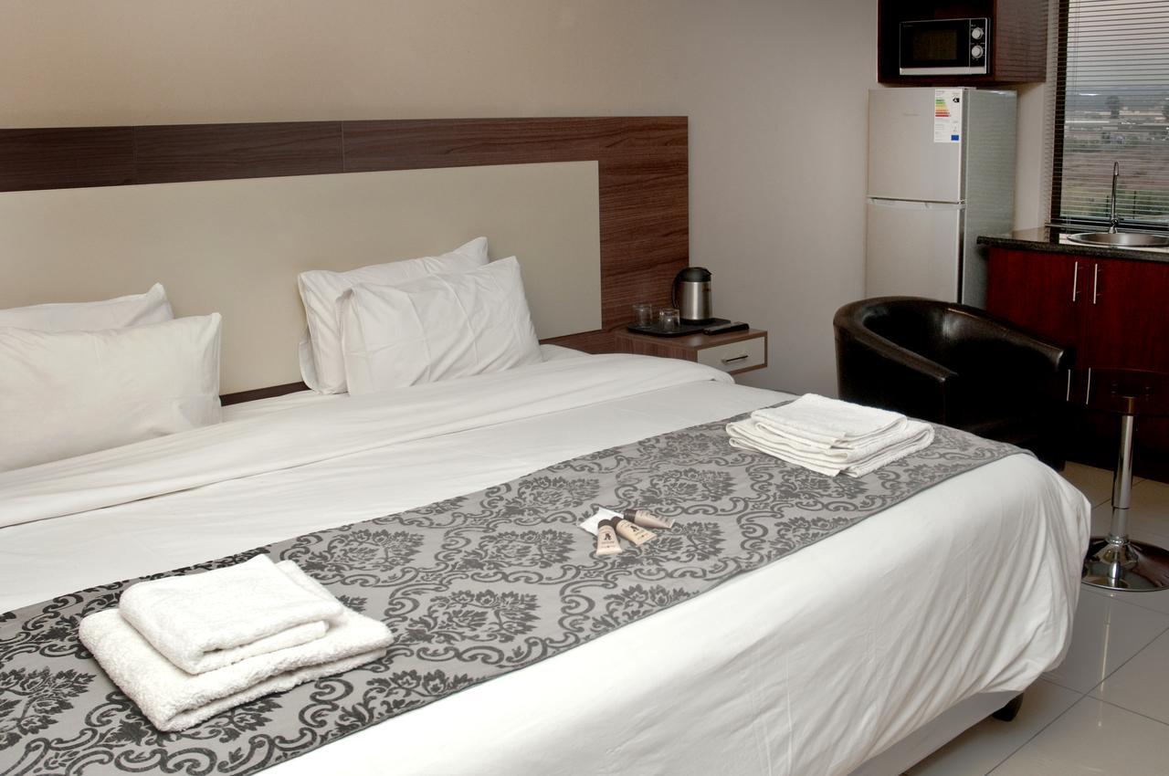 רודפורט Eagle Nest Luxury Accommodation מראה חיצוני תמונה