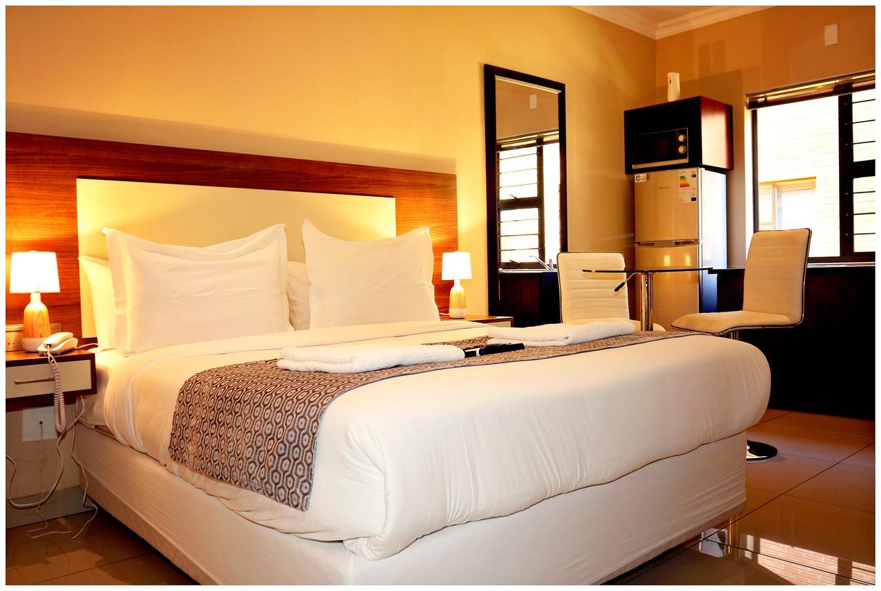 רודפורט Eagle Nest Luxury Accommodation מראה חיצוני תמונה
