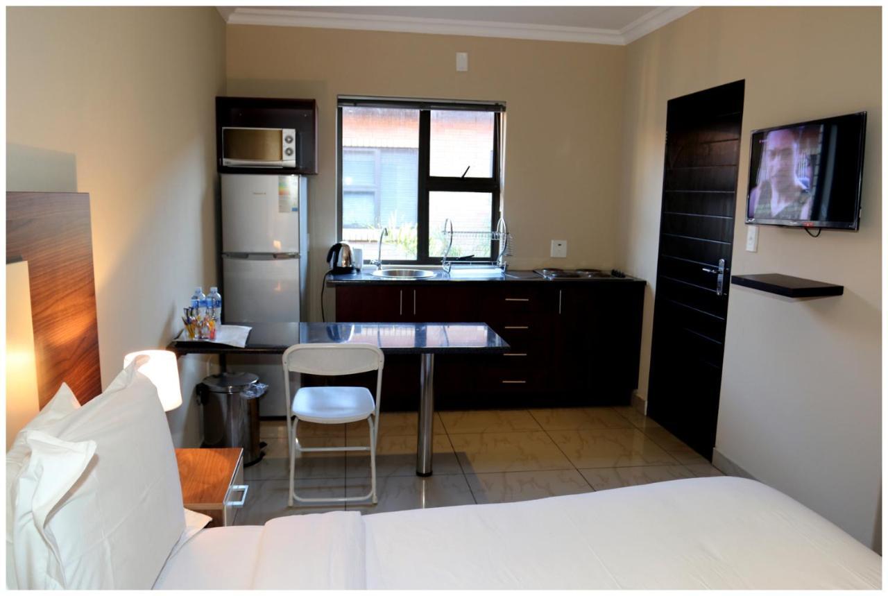רודפורט Eagle Nest Luxury Accommodation מראה חיצוני תמונה